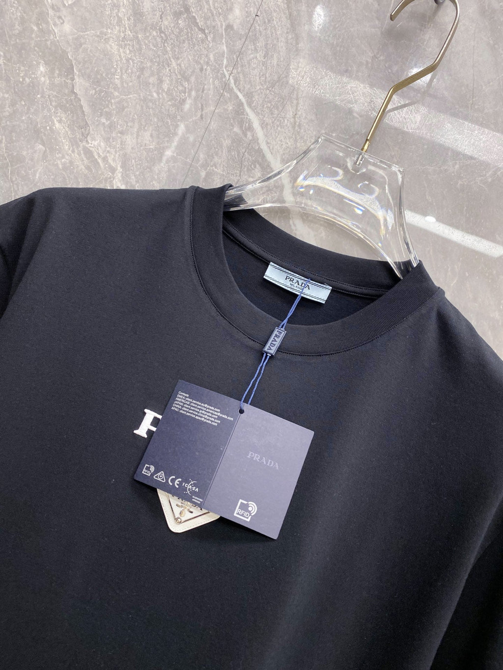 New Short-Sleeve Crew-Neck T-Shirt