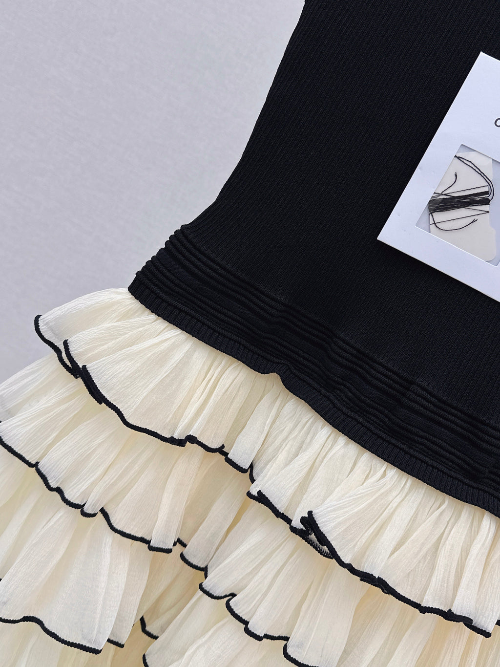 26SS Sweetheart Ballet-Style Dress with Paneled Design