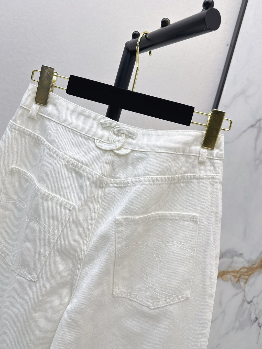 26SS New Spring/Summer Straight-Leg Jeans