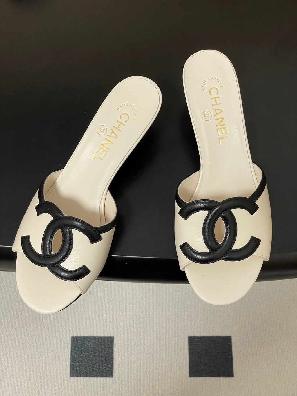 26SS New Spring/Summer Resort-Style Slides