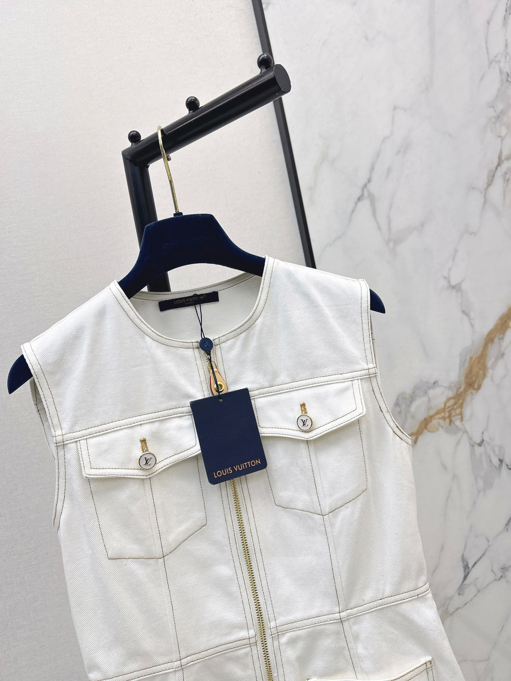 26SS Contrast Stitching Sleeveless Dress