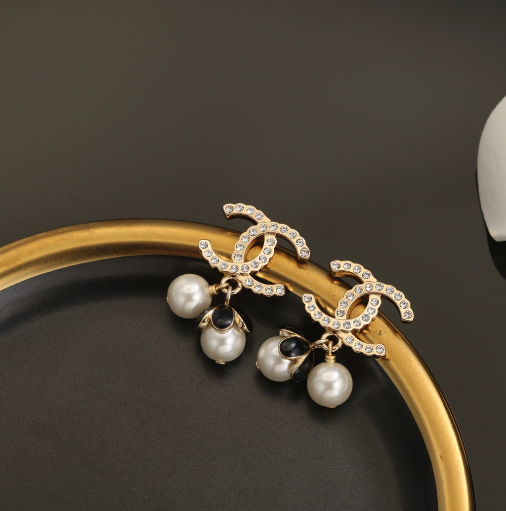 Gold diamond pearl stud earrings
