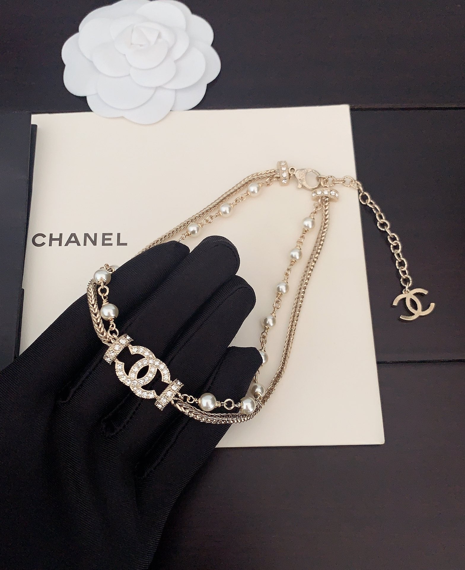 Fully diamond pearl double-layer necklace