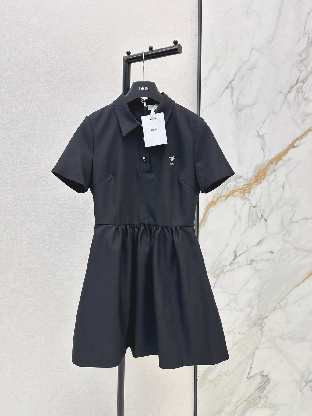 26SS Spring/Summer Latest Style: Bee-Embroidered Dress