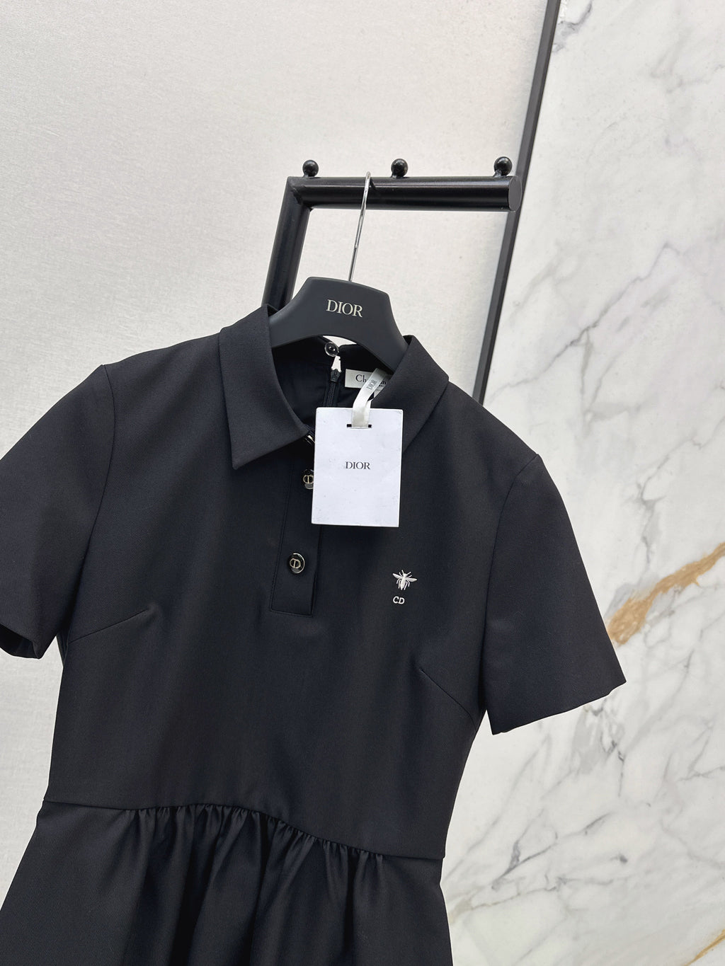26SS Spring/Summer Latest Style: Bee-Embroidered Dress