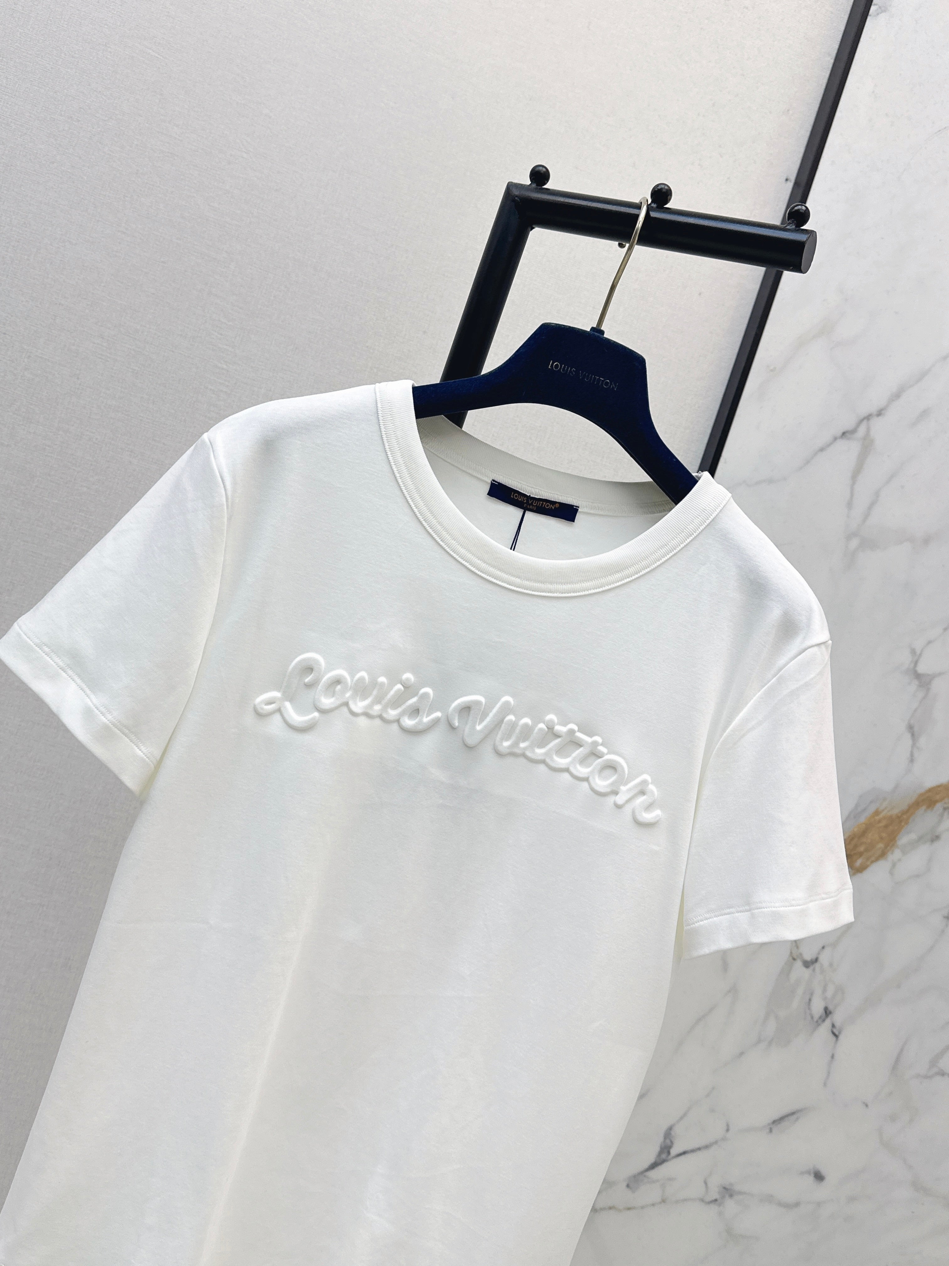 26SS New Style 3D Embossed Letter White T-Shirt