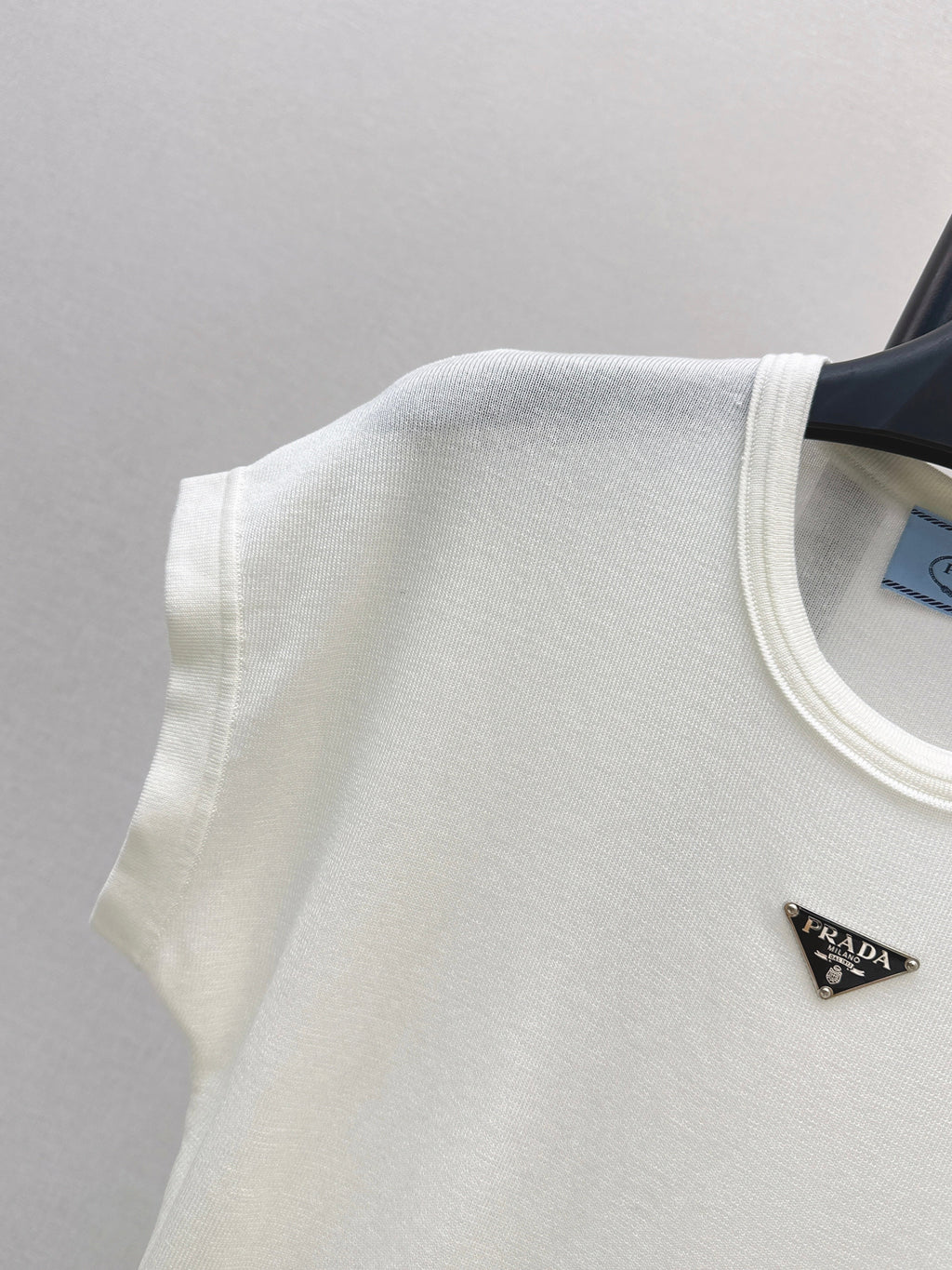 26SS New Triangle Logo Slim Fit T-Shirt