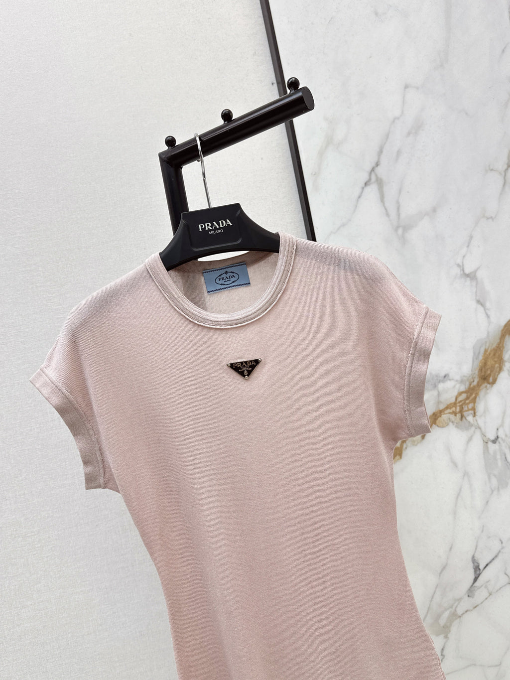 26SS New Triangle Logo Slim Fit T-Shirt