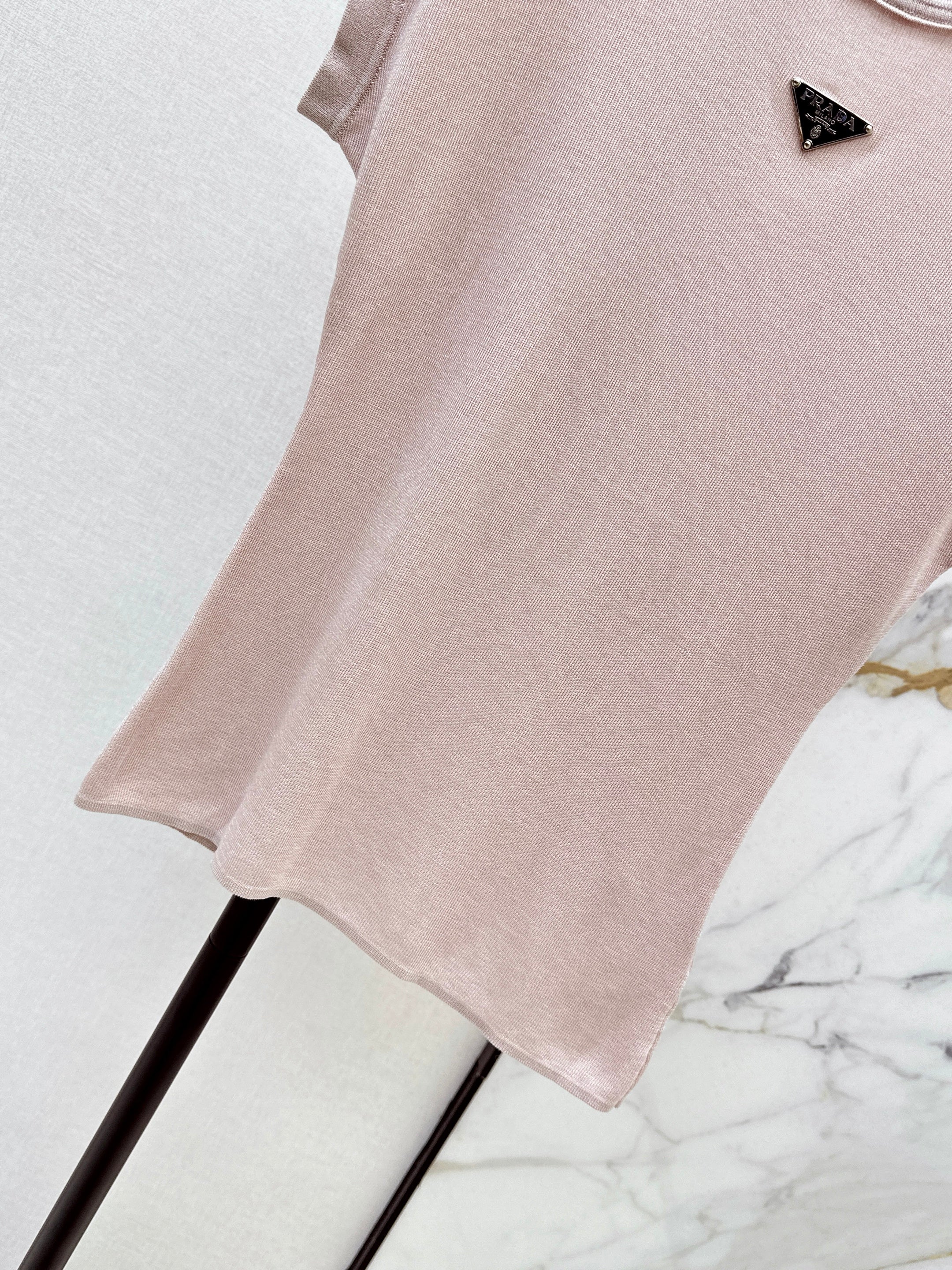 26SS New Triangle Logo Slim Fit T-Shirt