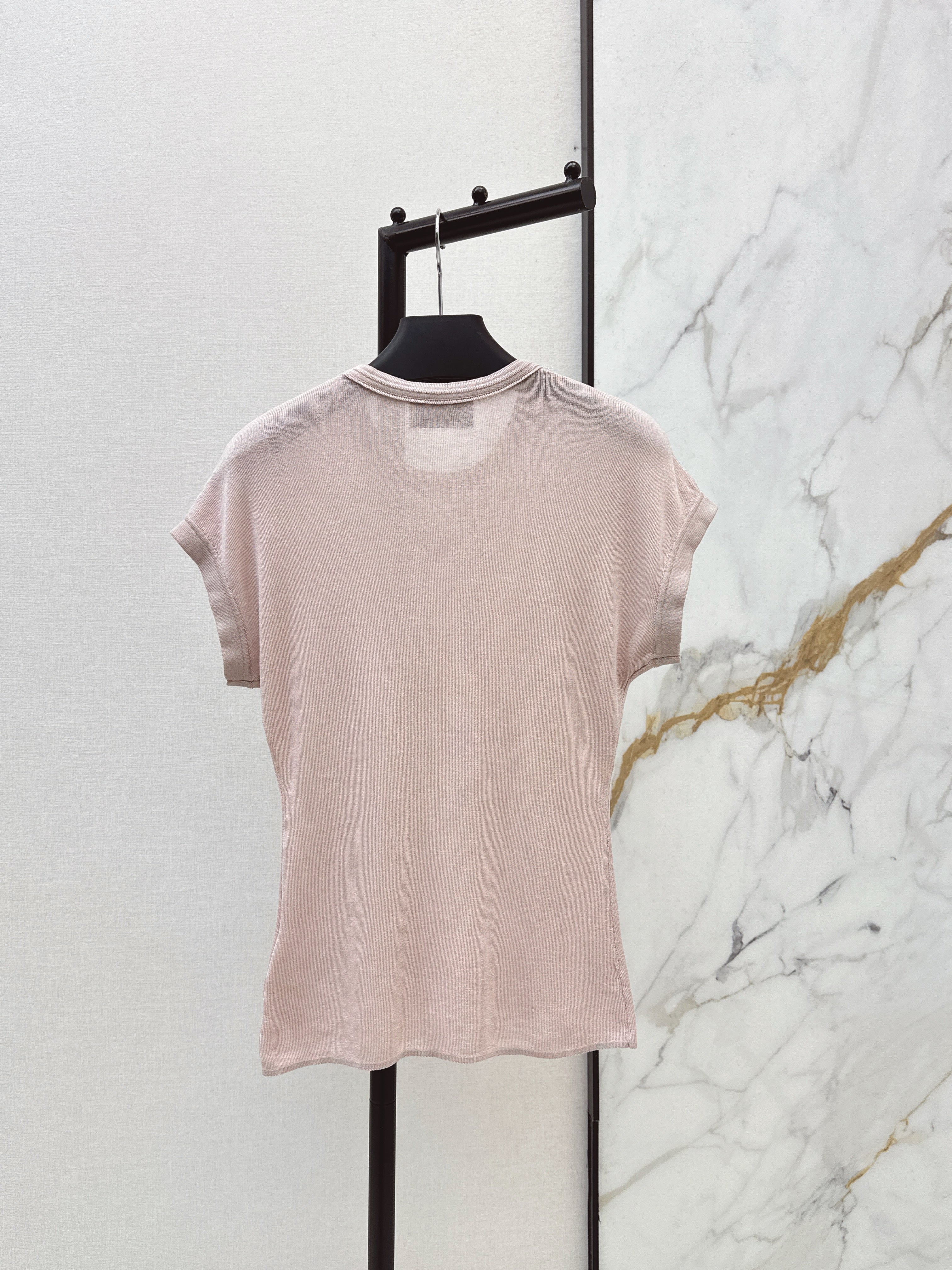 26SS New Triangle Logo Slim Fit T-Shirt
