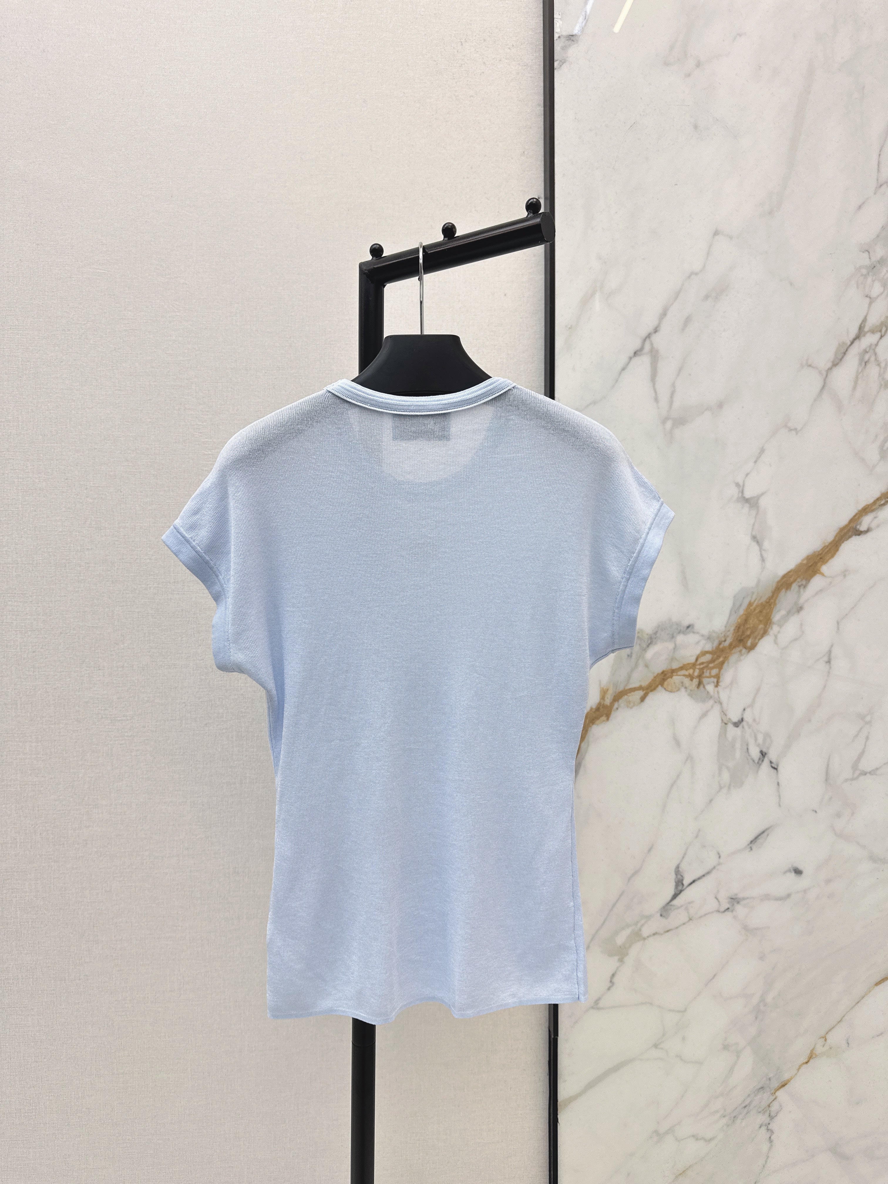 26SS New Triangle Logo Slim Fit T-Shirt