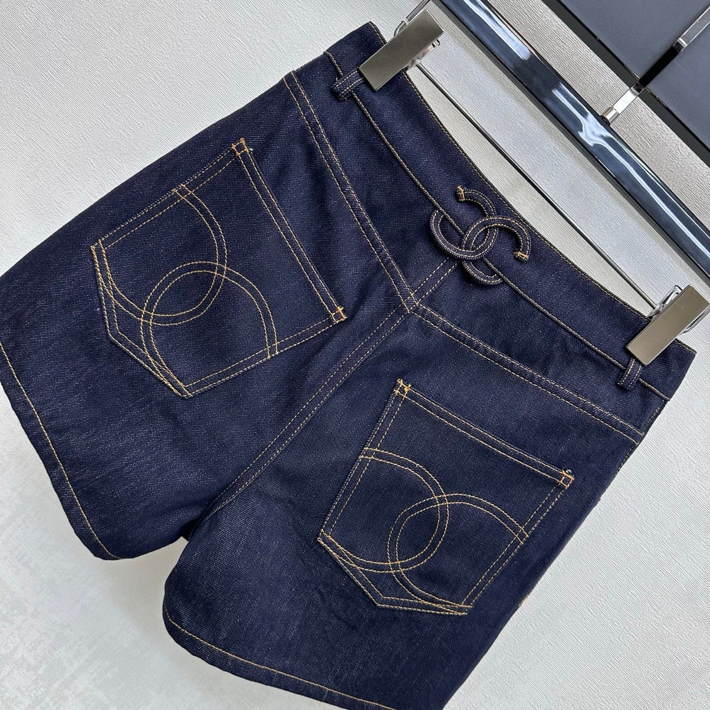 26SS New Embroidered Backpack Button Denim Shorts