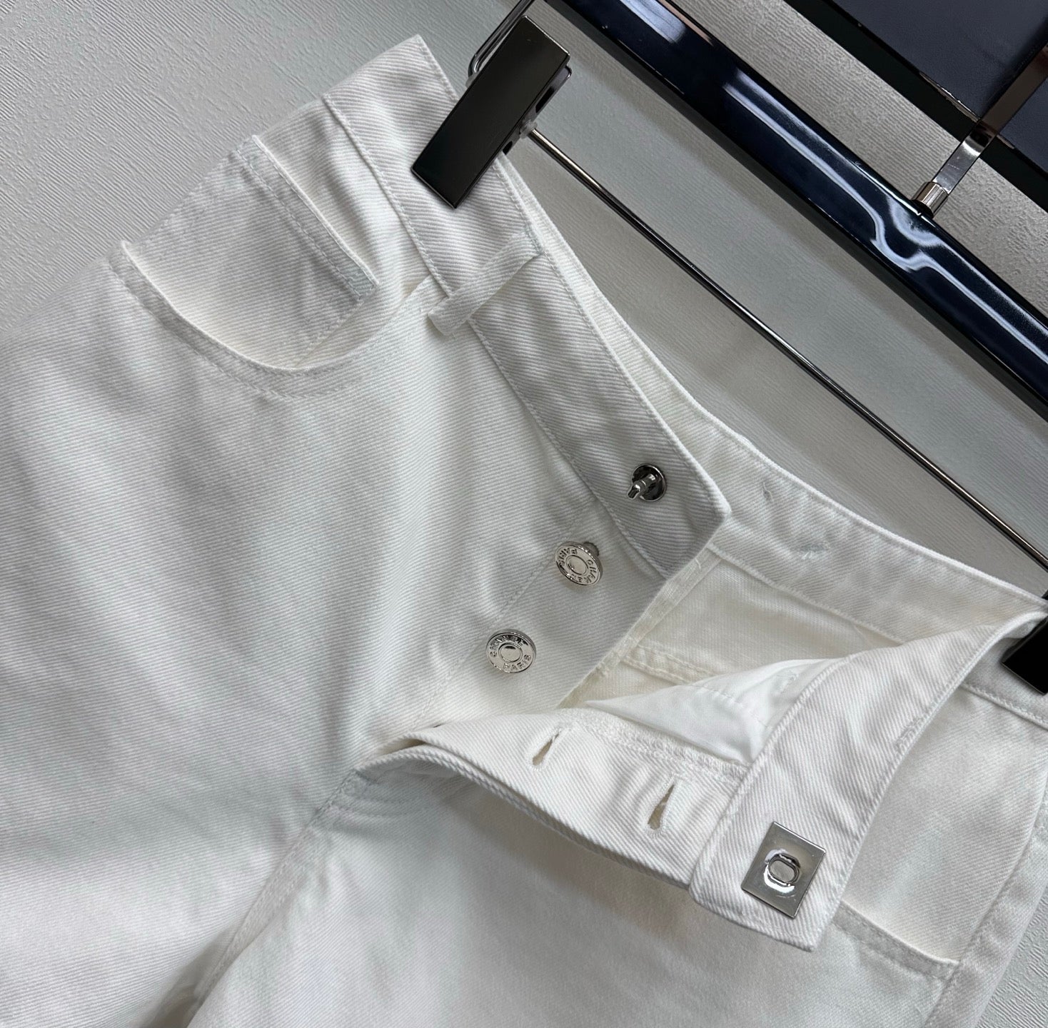 26SS New Embroidered Backpack Button Denim Shorts