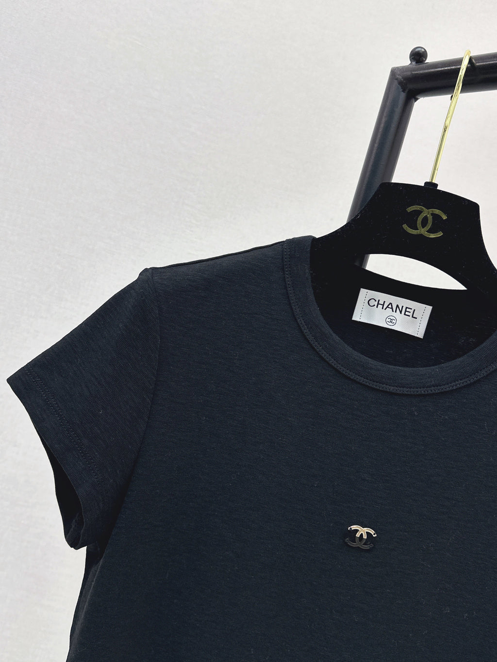 26SS NEW Slim Fit T-Shirt with Metal Decoration