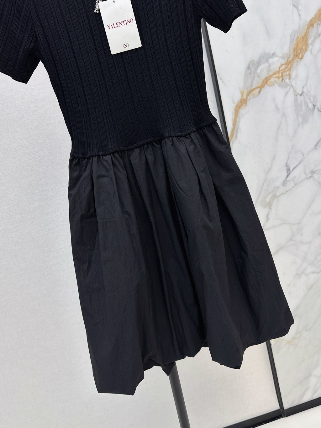 26SS New Heavy-Duty Beaded Bow Knit Patchwork Dress
