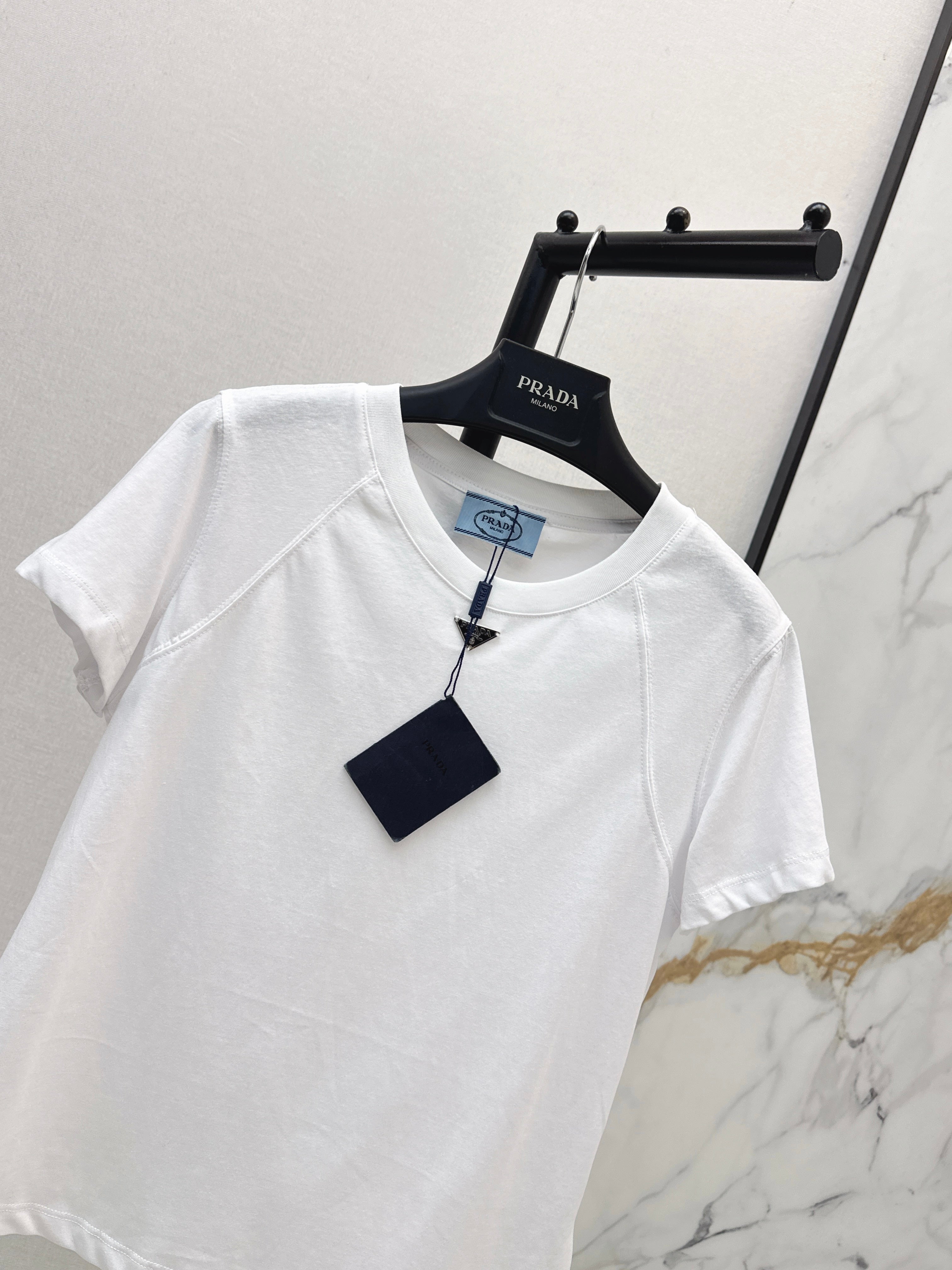 26SS New Triangle Logo Raglan T-Shirt