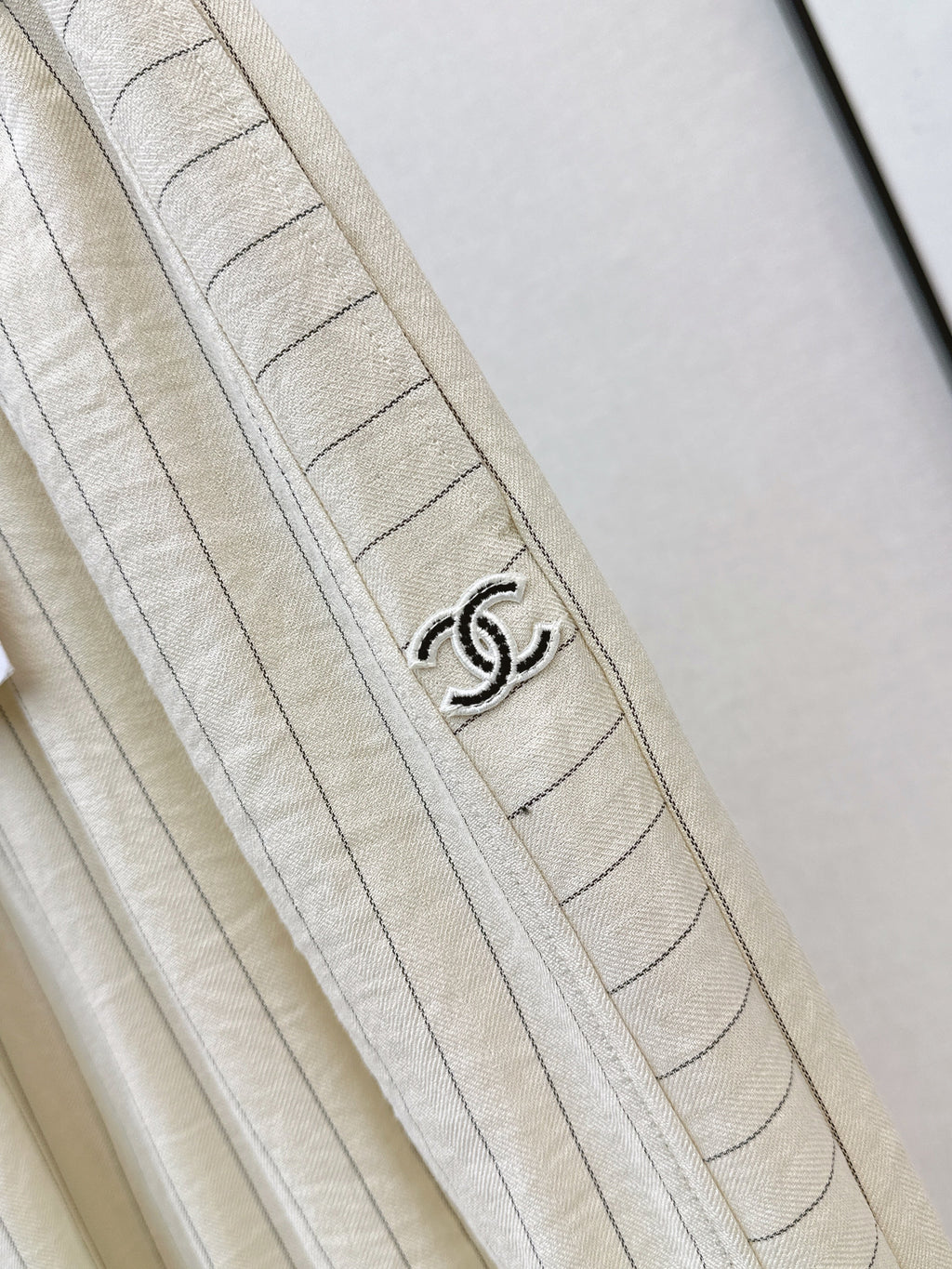 26SS Striped Embroidered Wide-Leg Trousers