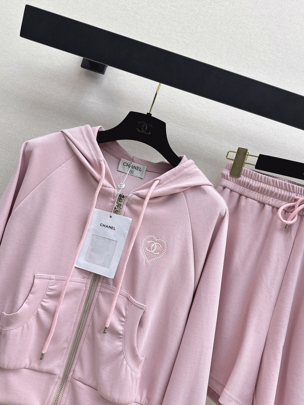 26SS Hooded Casual Jacket + Elastic-Waist Shorts