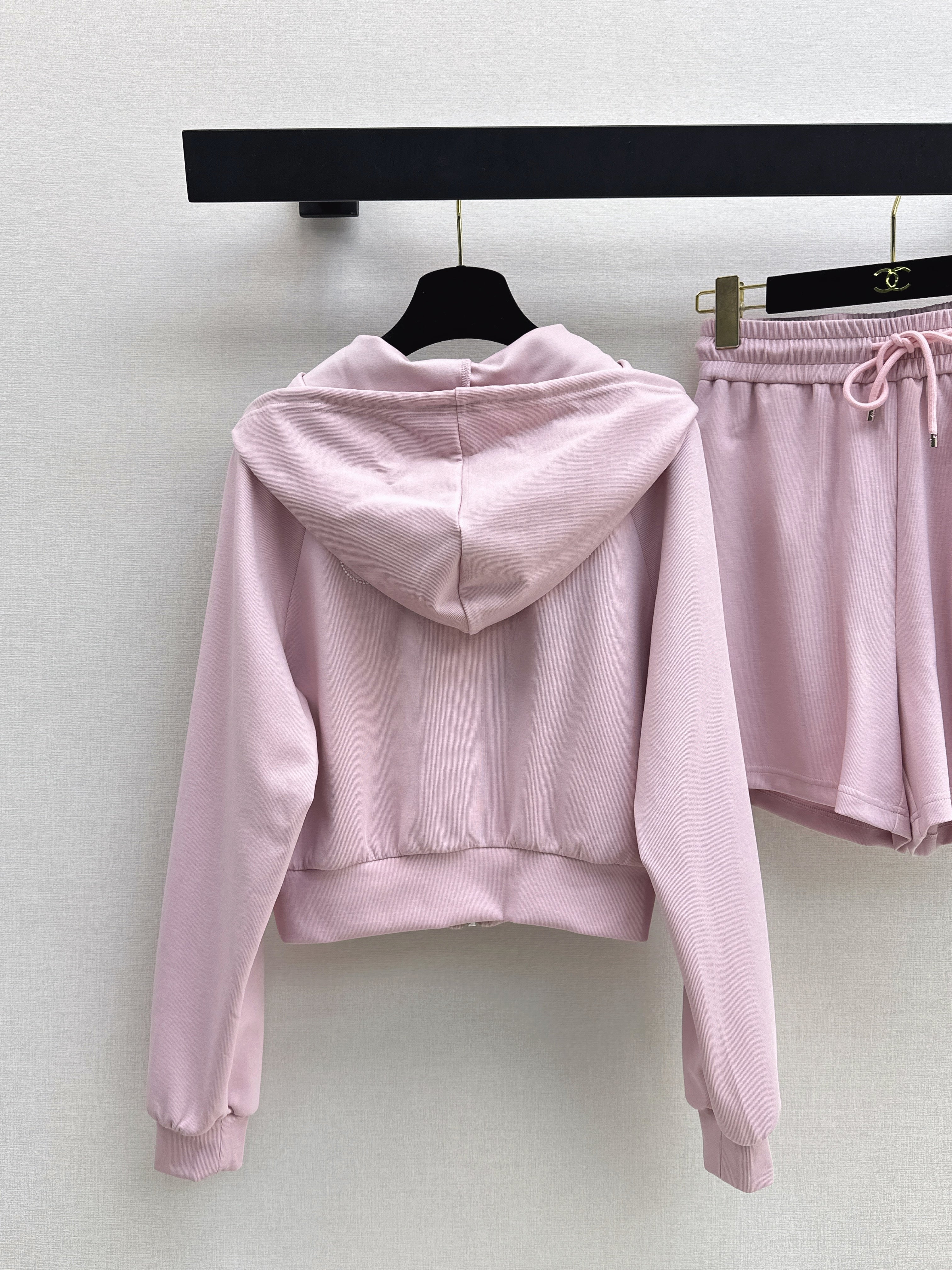 26SS Hooded Casual Jacket + Elastic-Waist Shorts