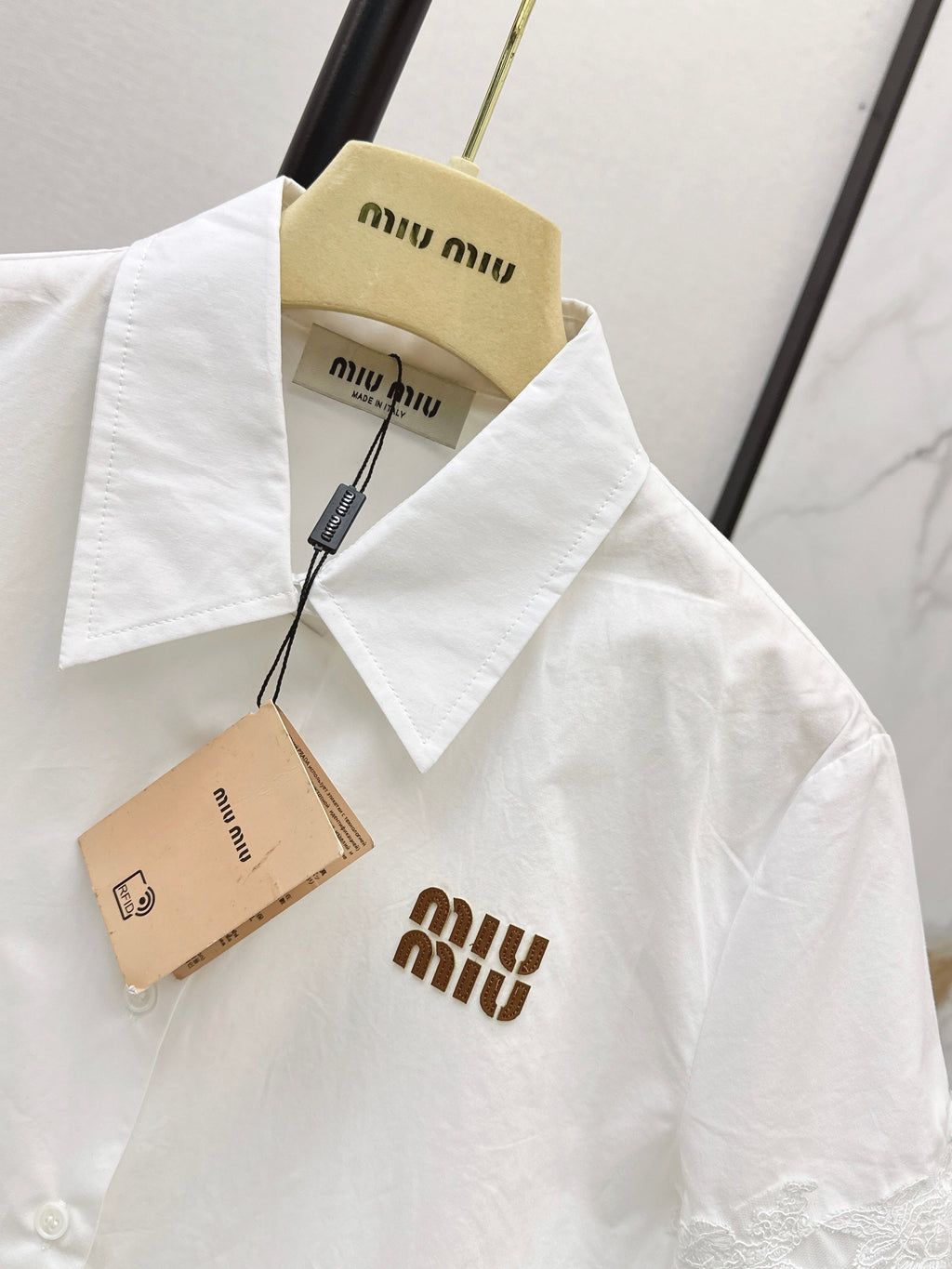 26SS Loose-Fit Short-Sleeve Shirt with Letter Embroidery