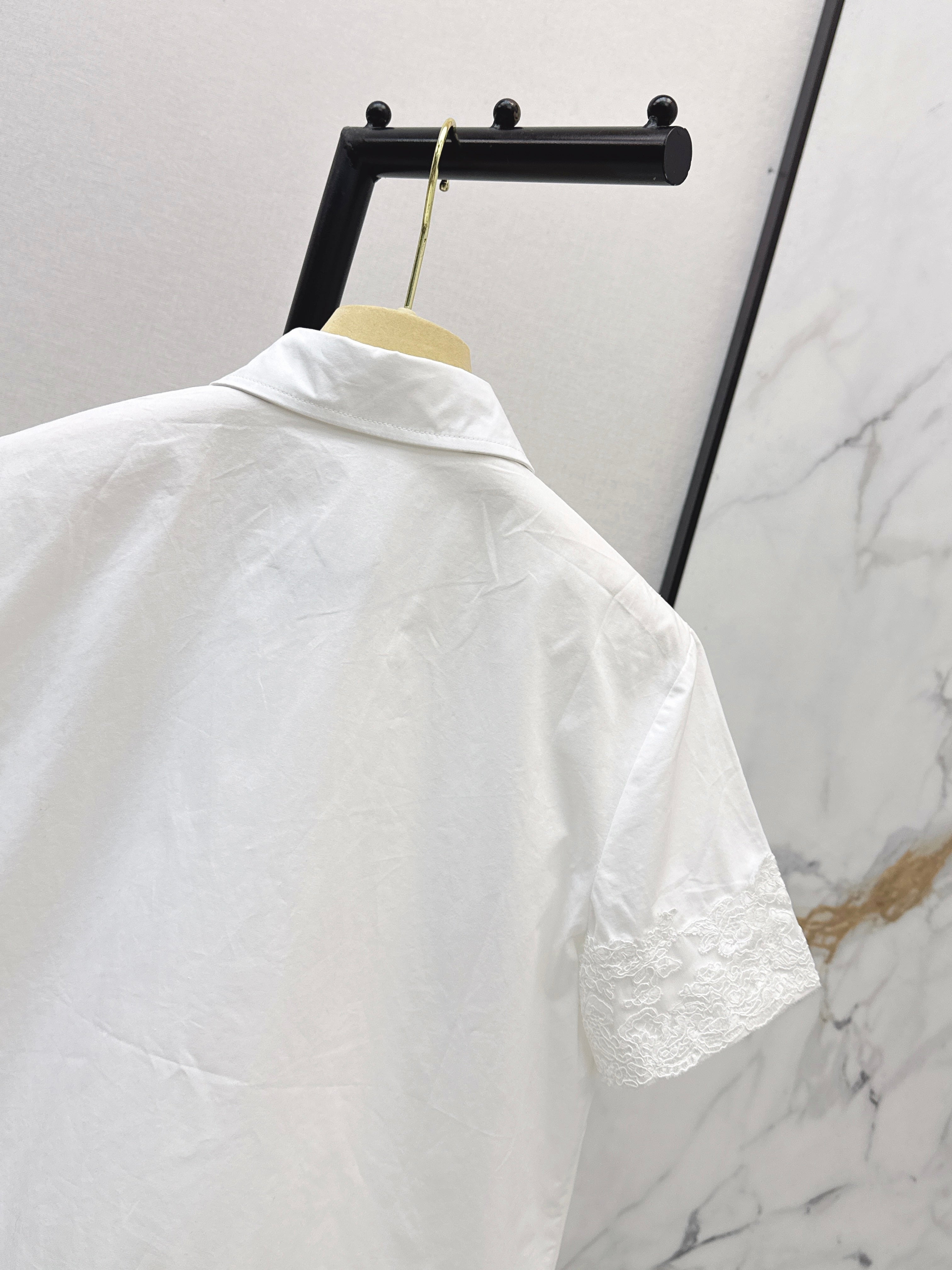 26SS Loose-Fit Short-Sleeve Shirt with Letter Embroidery