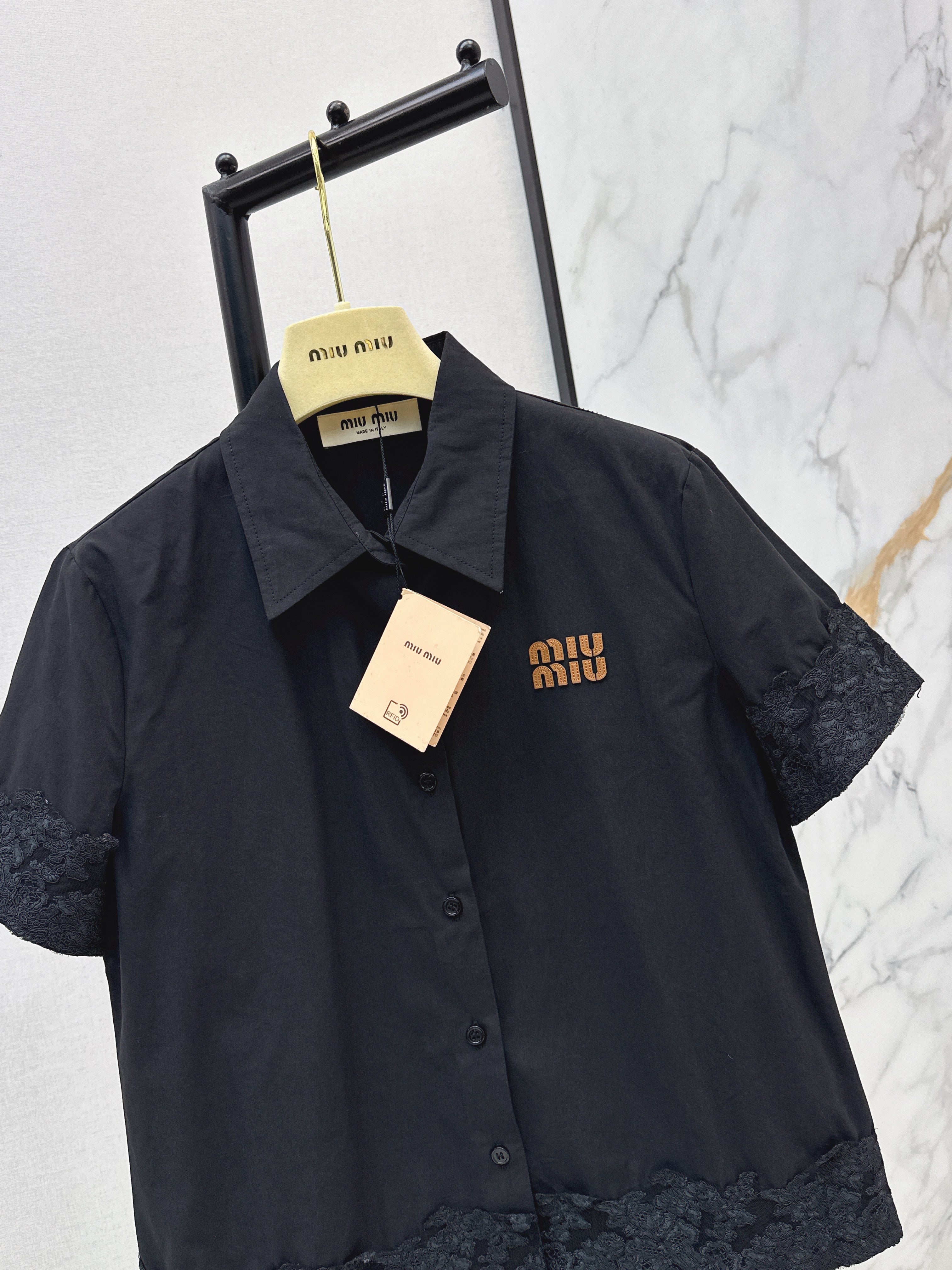 26SS Loose-Fit Short-Sleeve Shirt with Letter Embroidery