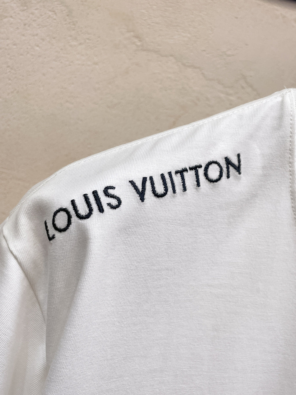 Spring/Summer Short-Sleeve Style
