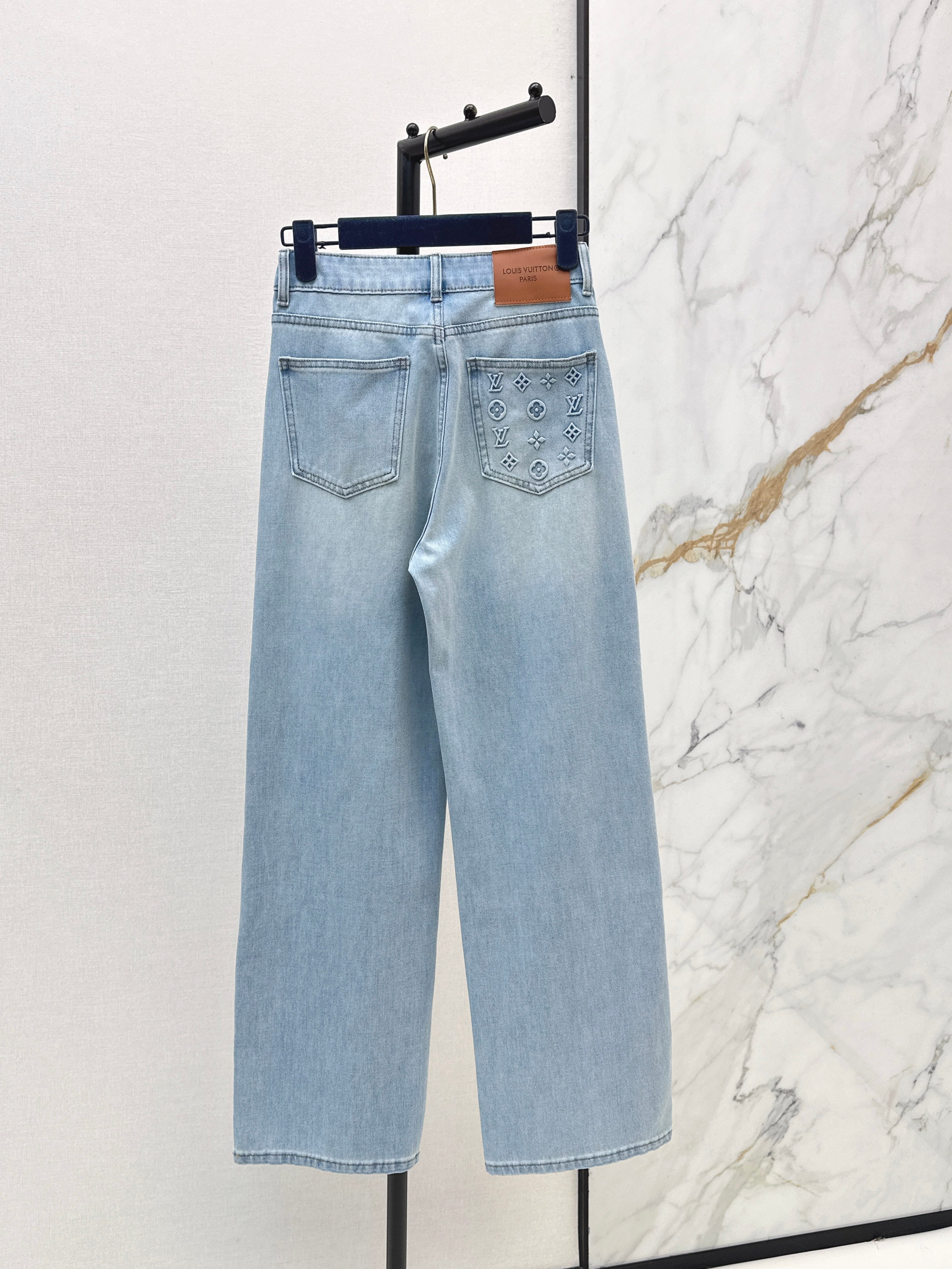 26SS — Straight-Leg Jeans