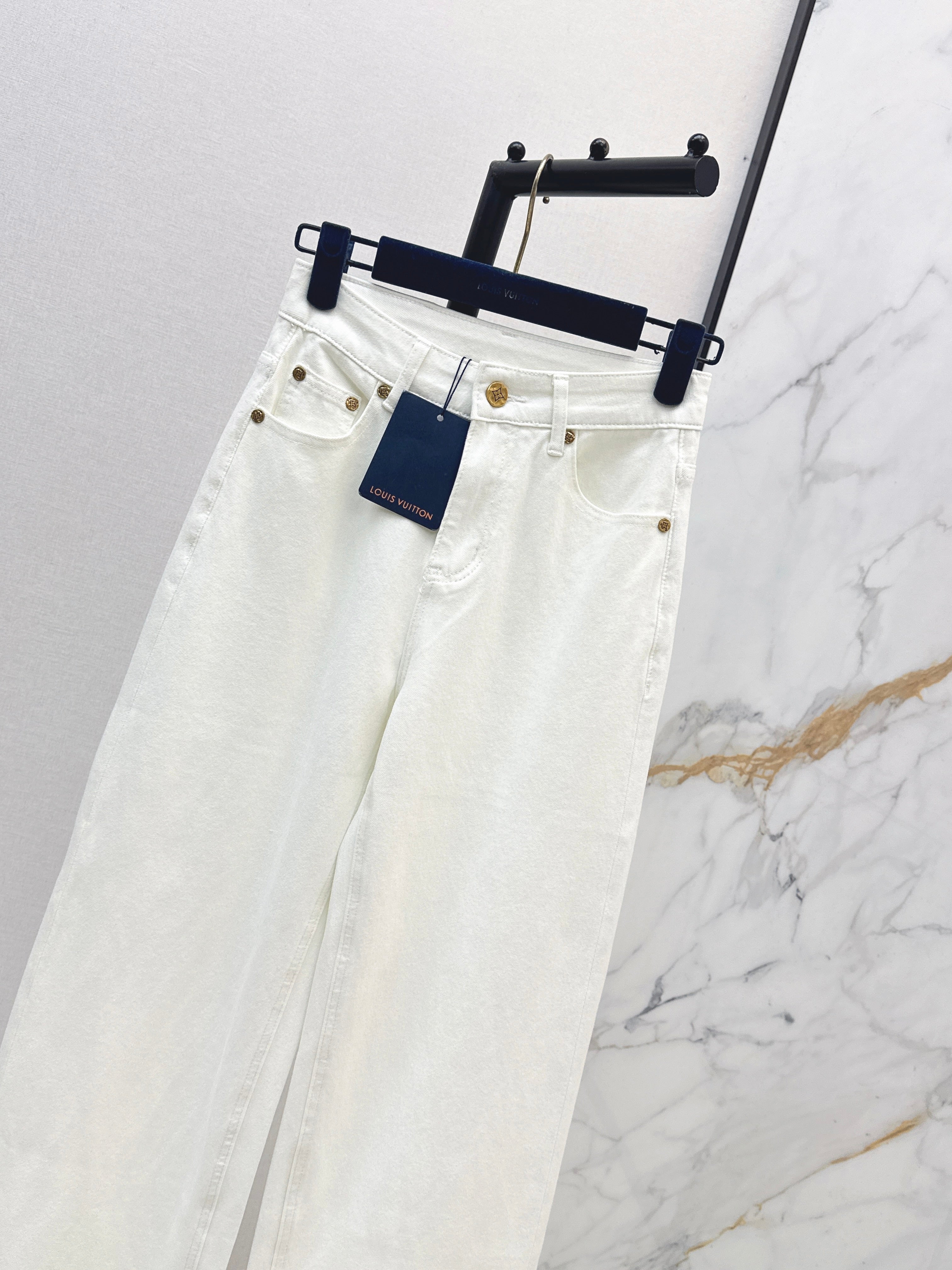 26SS — Straight-Leg Jeans