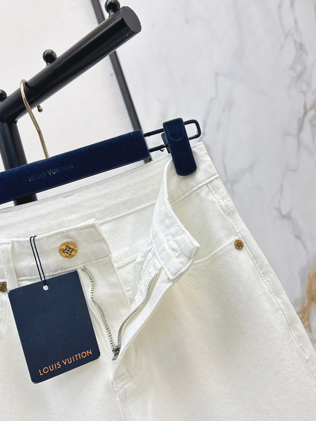 26SS — Straight-Leg Jeans
