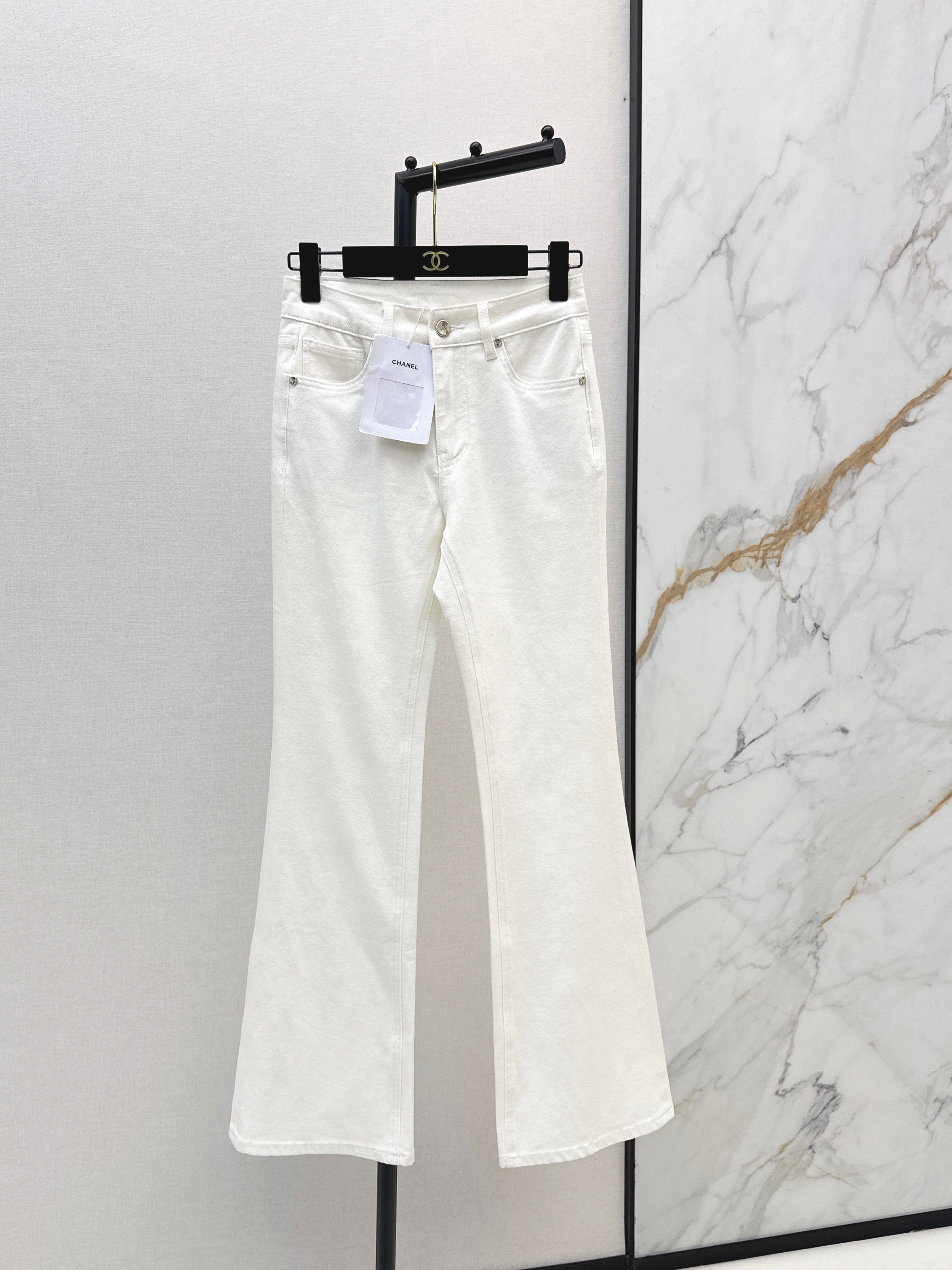 26SS — New Slim Fit Flare Jeans