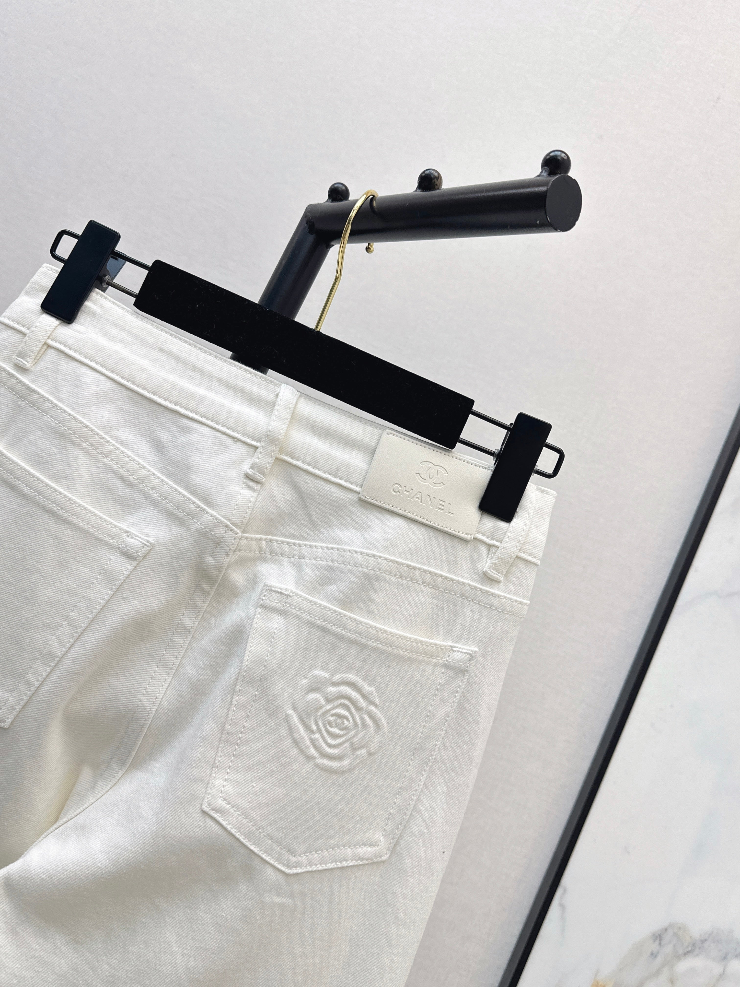 26SS — New Slim Fit Flare Jeans