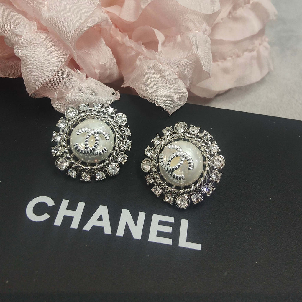 Sunflower Crystal Pearl Letter Earrings