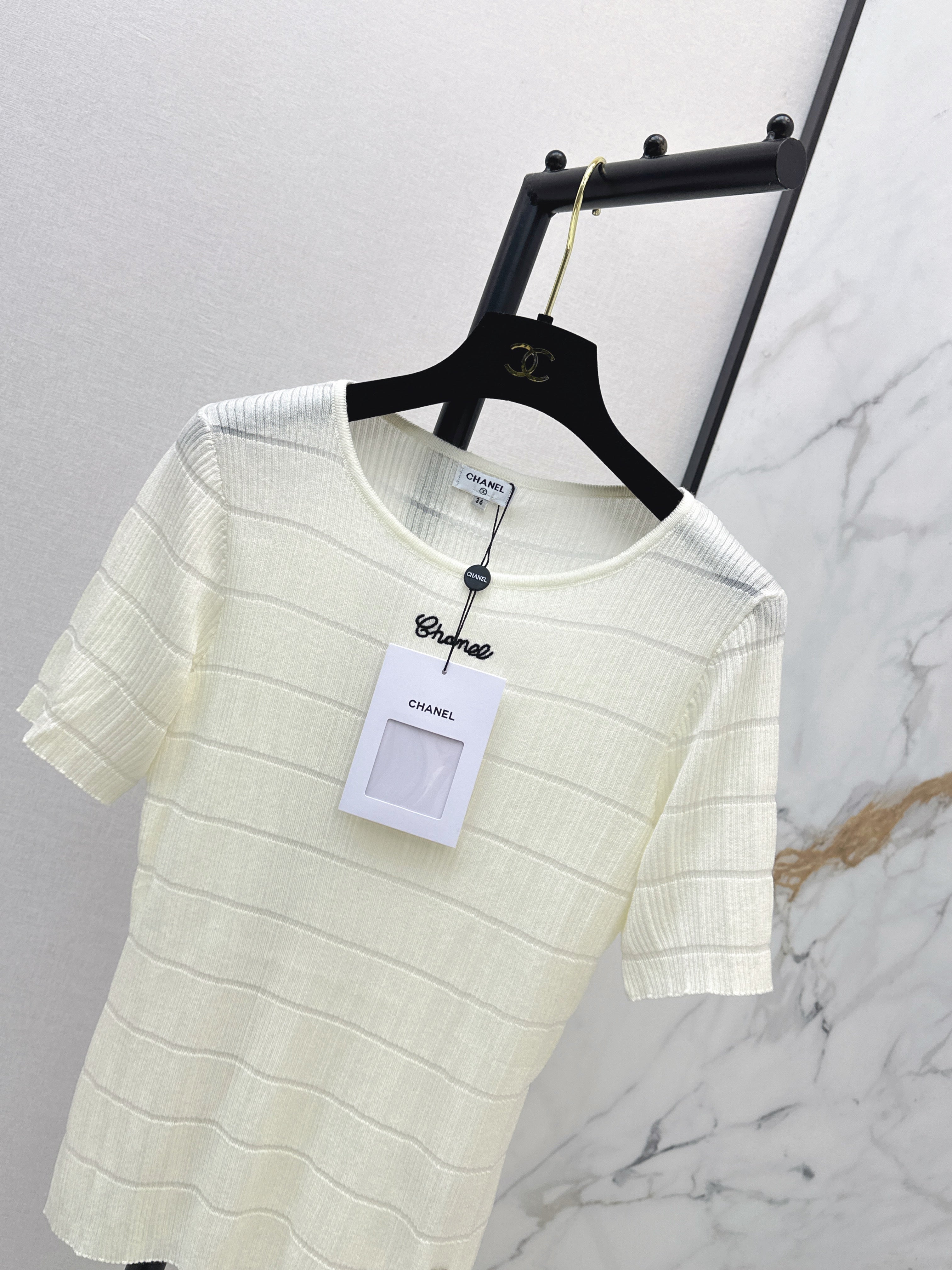 26SS Color Block Striped Crew Neck Slim Fit Knit Sweater