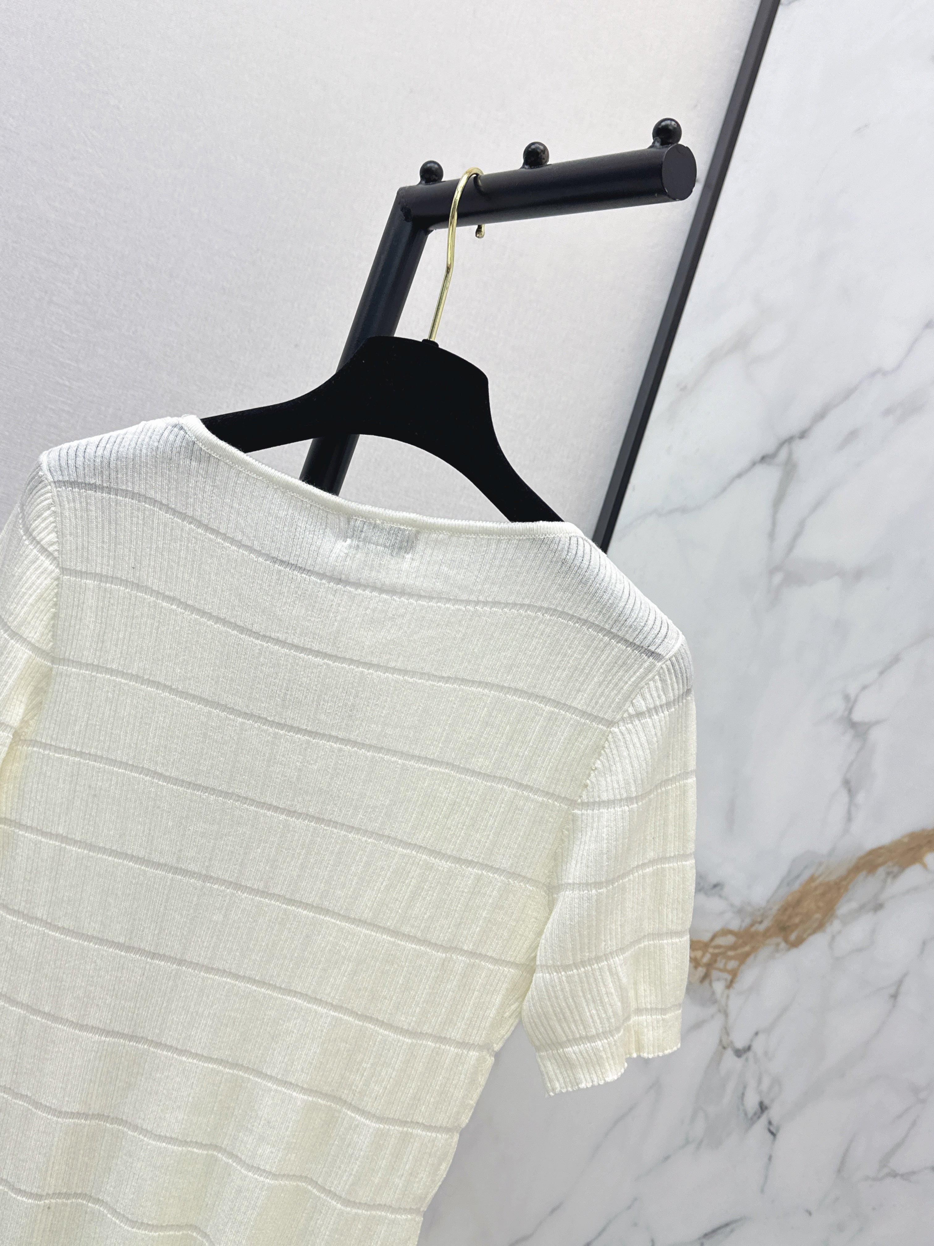 26SS Color Block Striped Crew Neck Slim Fit Knit Sweater