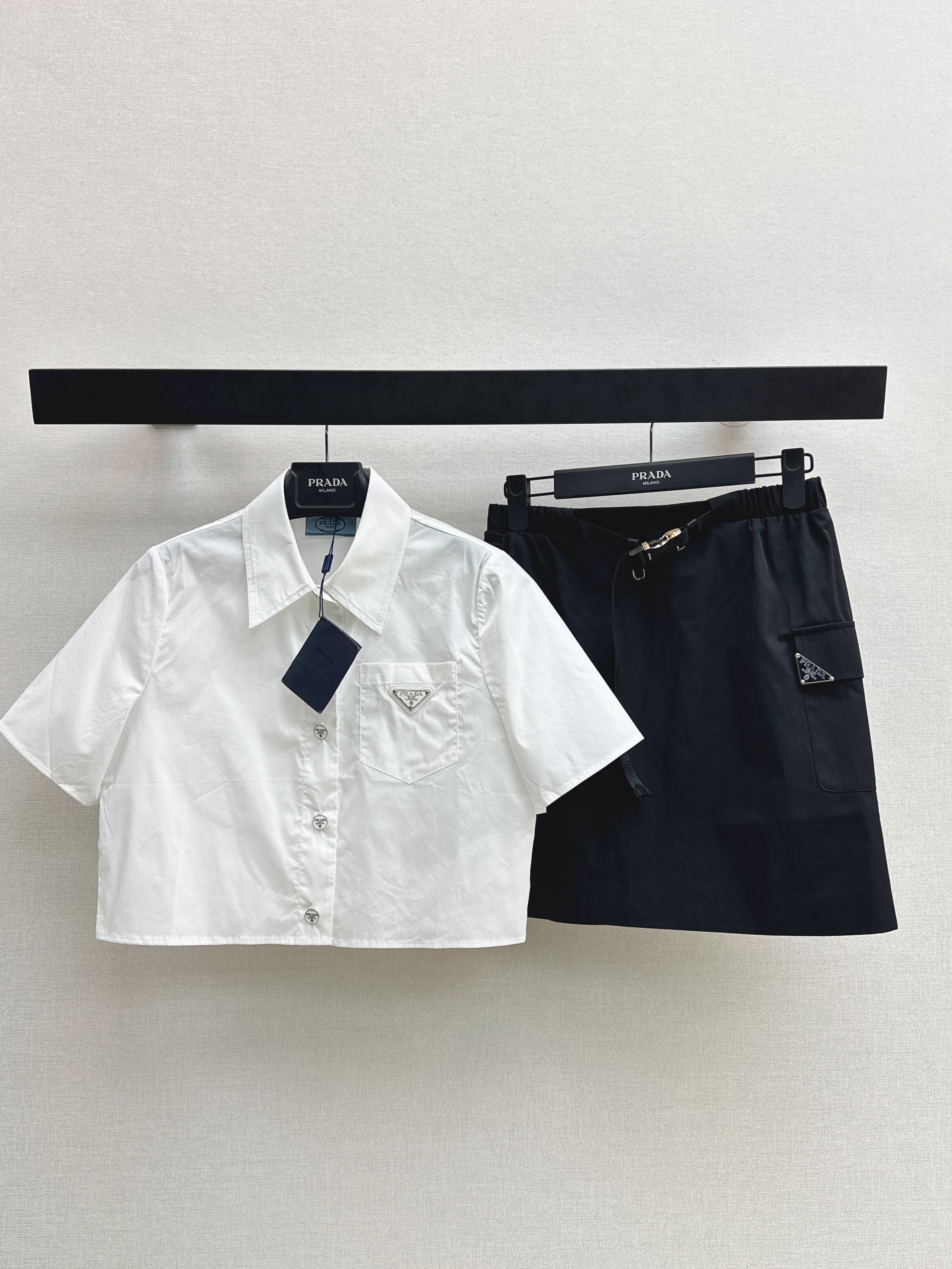 26SS — New Age-Defying Casual Suit