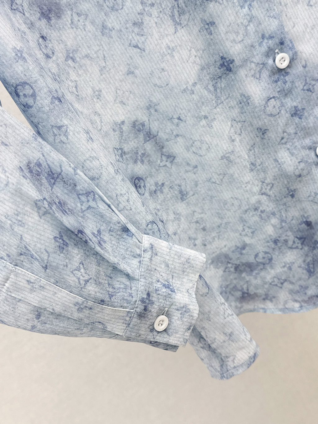26SS — New Gradient-Print Matching Set