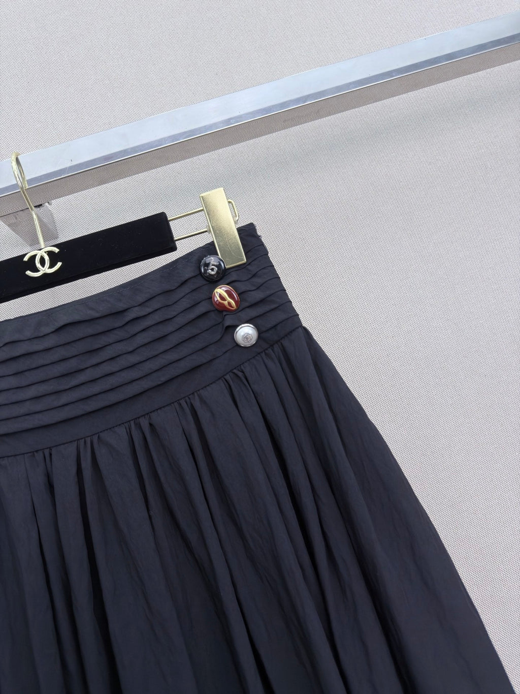 26SS New Arrival: High-Waisted Skirt