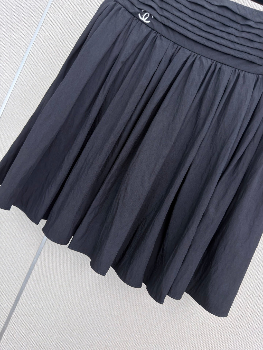26SS New Arrival: High-Waisted Skirt