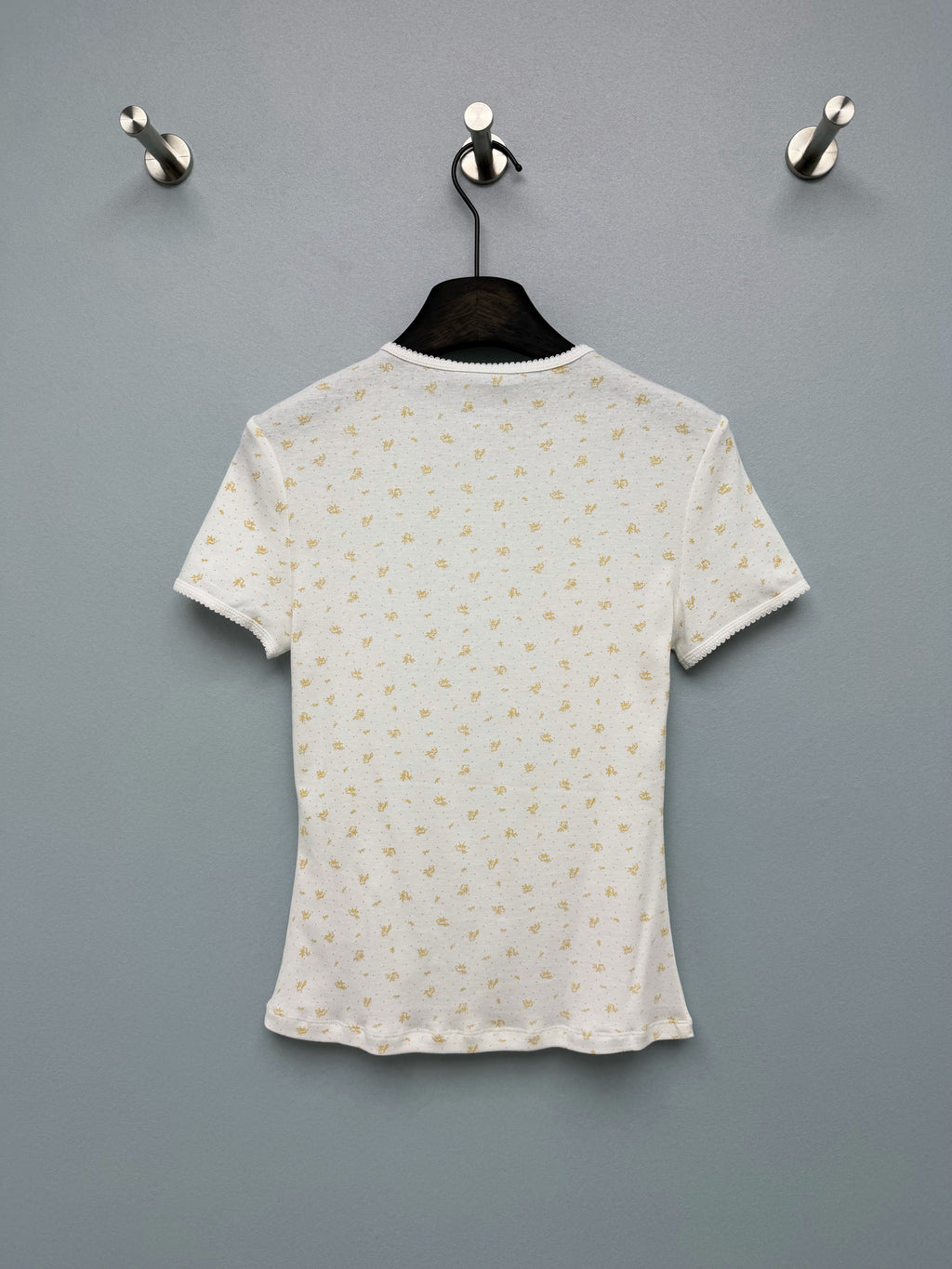 26. New Floral Short-Sleeve Top