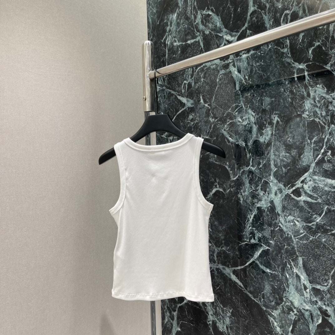 26 New Style: Sleeveless Vest with Small Logo