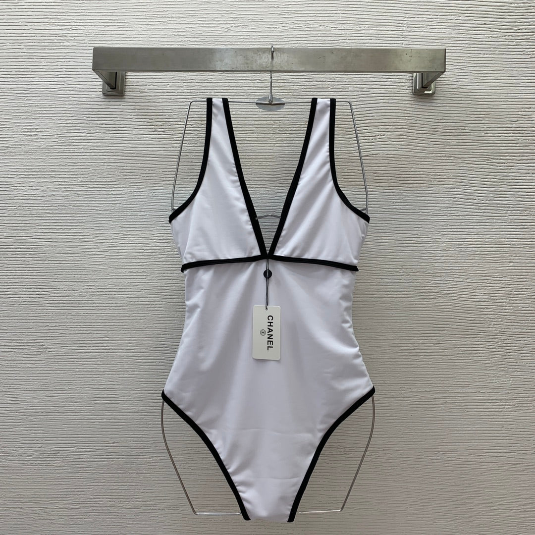 3D Logo Color-Block Trim Deep V-Neck One-Piece Swimsuit