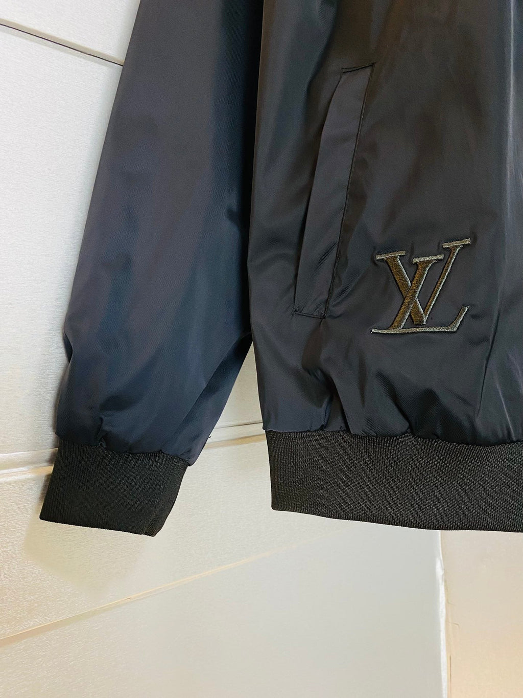 Outerwear, jacket, windproof coat