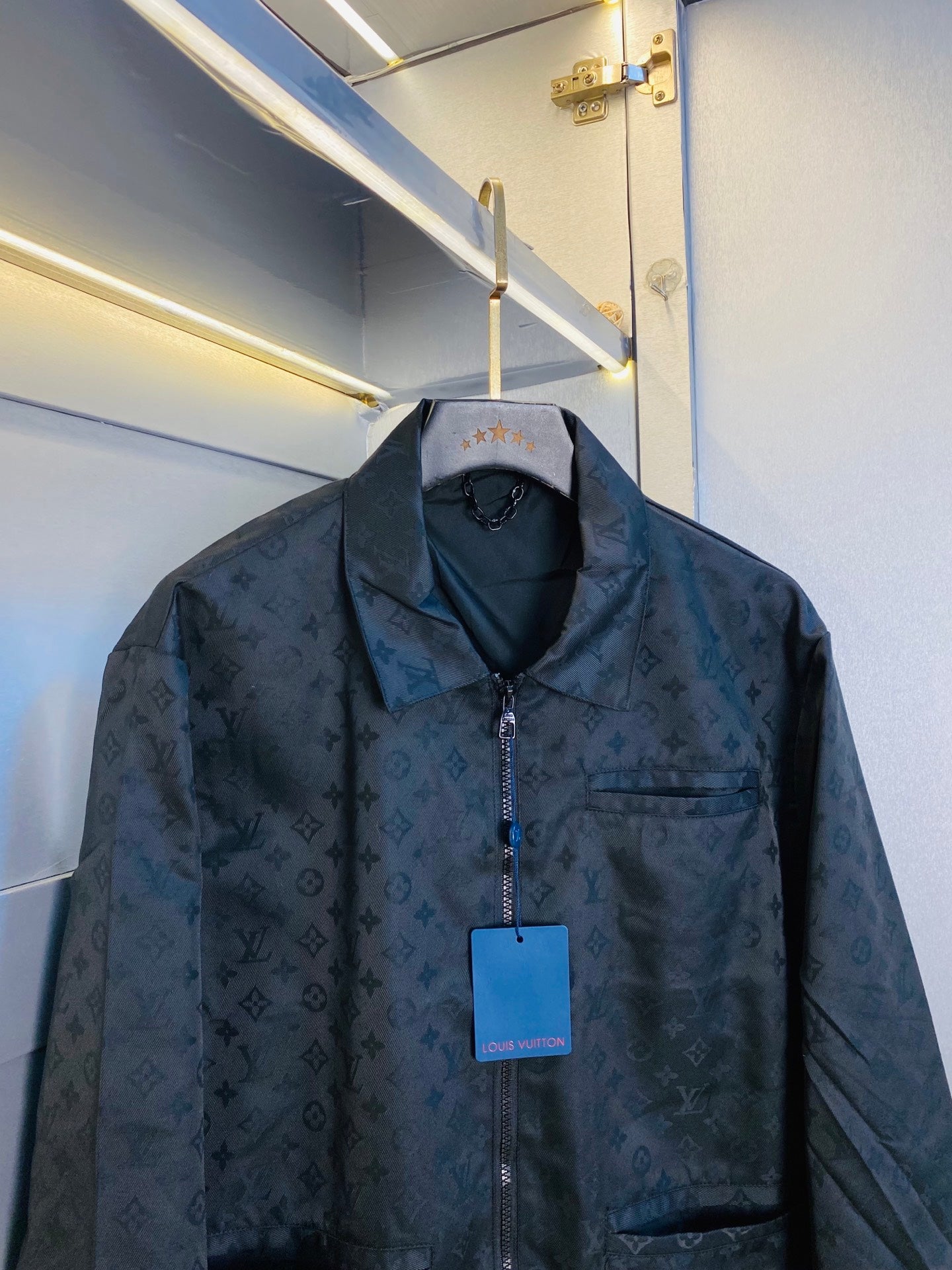 Outerwear, jacket, windproof coat