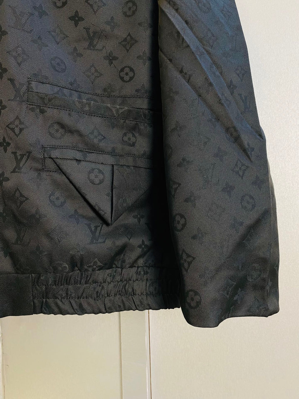 Outerwear, jacket, windproof coat