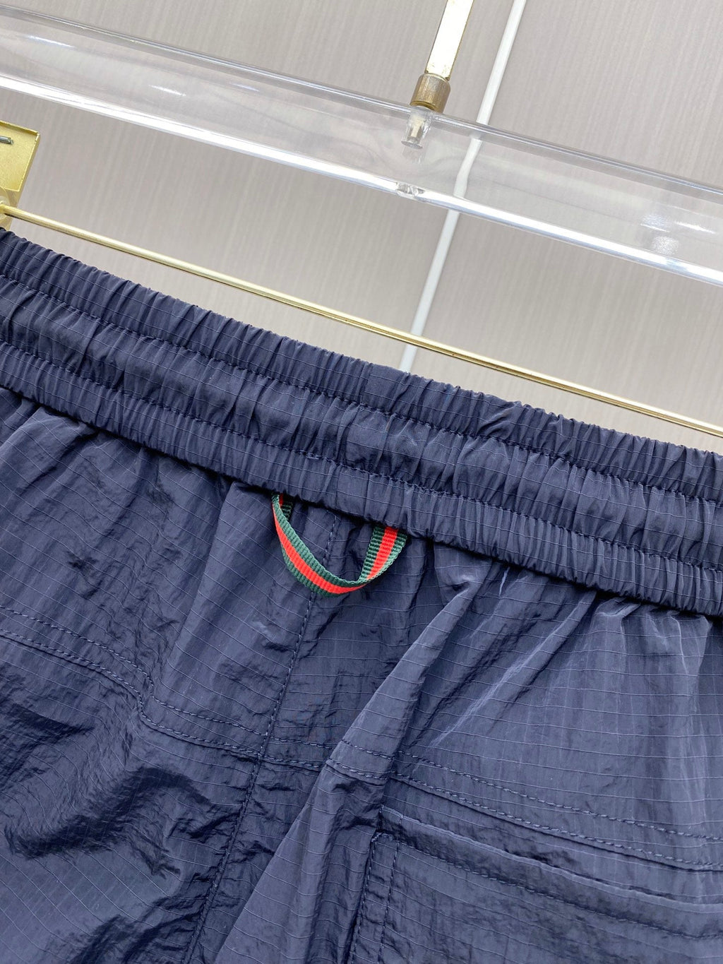 Color-blocked drawstring casual shorts