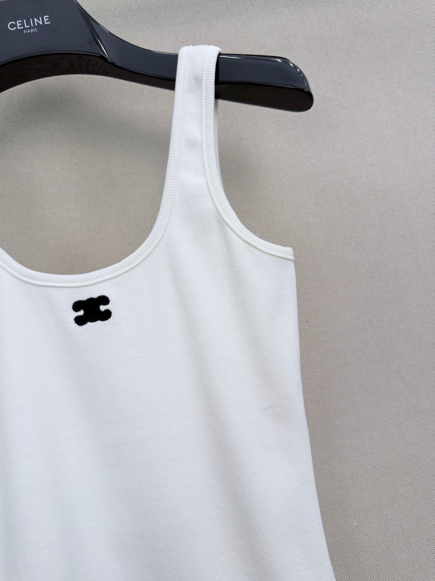 26 New Embroidered Vest