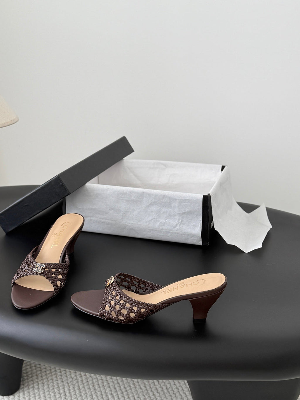 26 New Woven Slippers