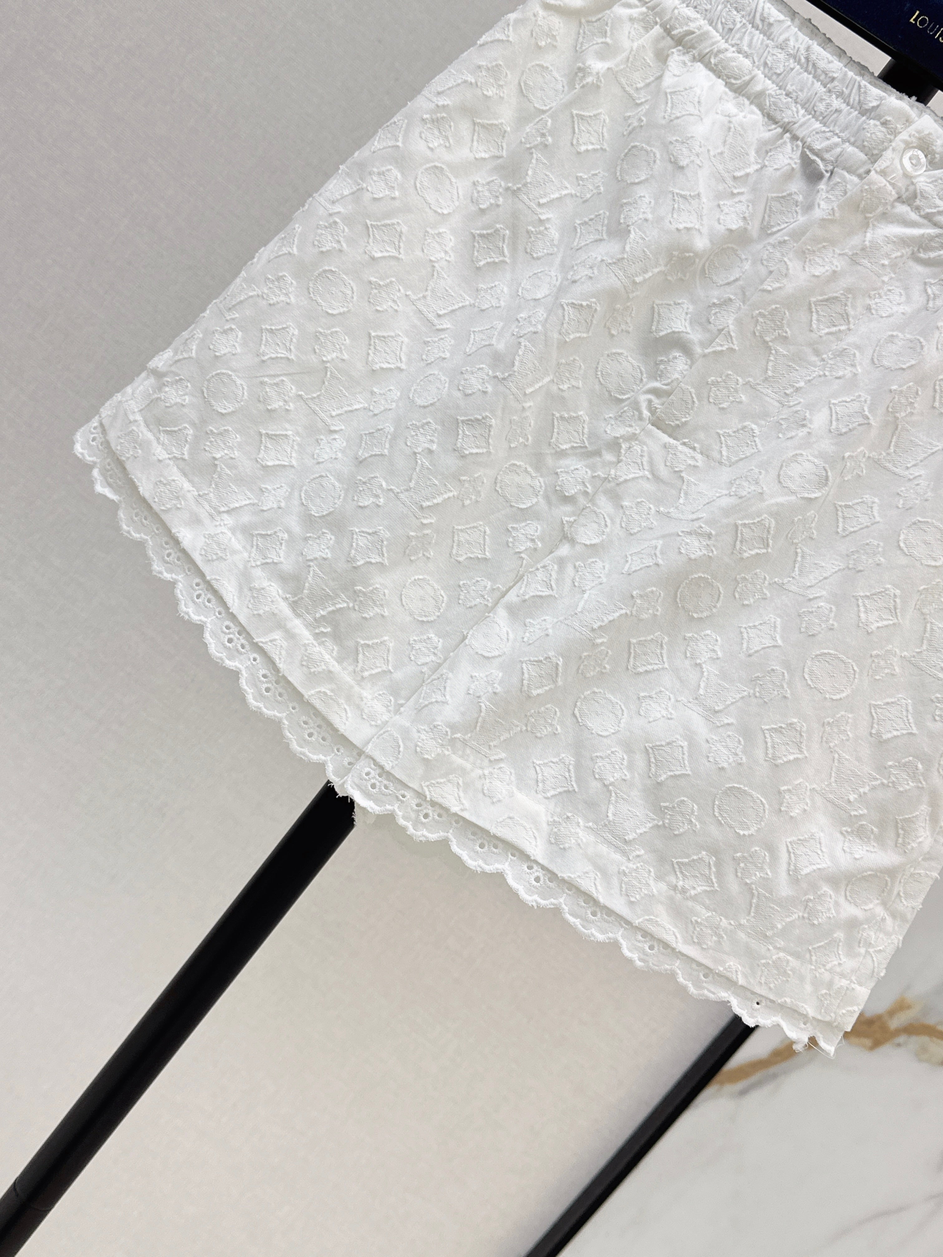 26SS — New Jacquard Pure Cotton White Lace Shorts