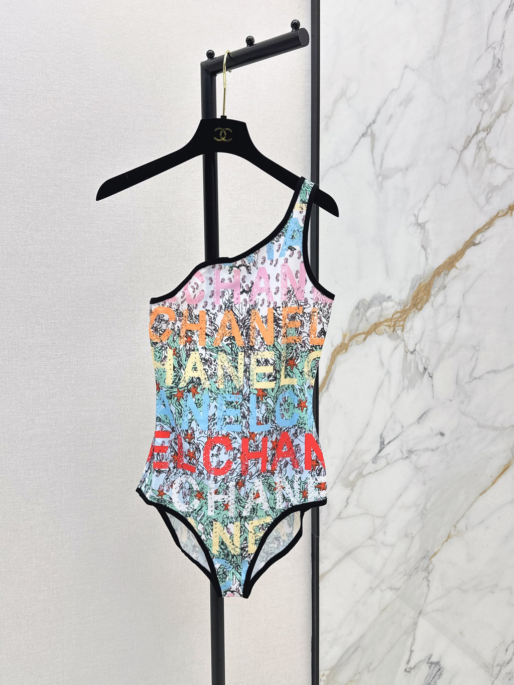 New one-shoulder graffiti one-piece swimsuit